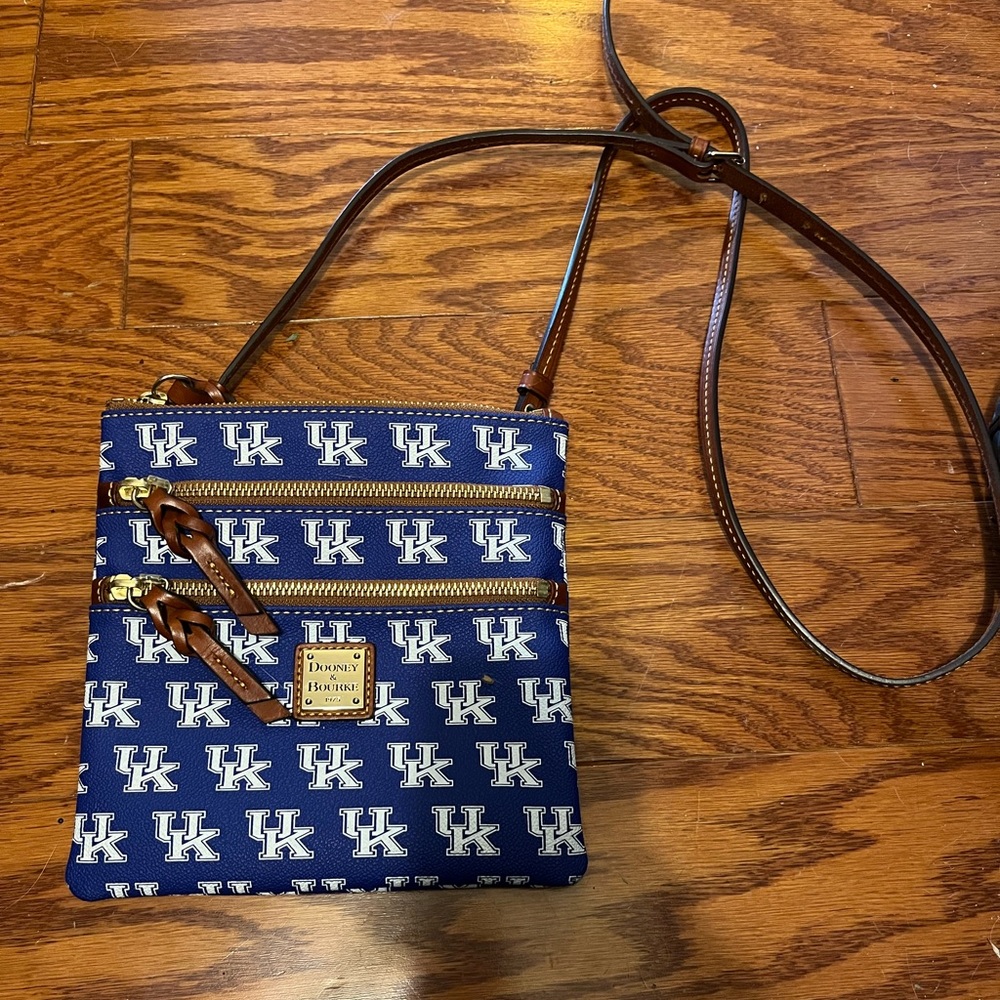 Crossbody dooney & Bourke university of Kentucky KY purse